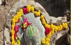 महाकालेश्वर परिसर में मिला एक और शिवलिंग, खुदाई में गुफानुमा रहस्य ने बढ़ाई उत्सुकता