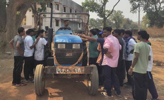 naxal_sam.jpg